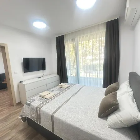Apartment Azur Premium